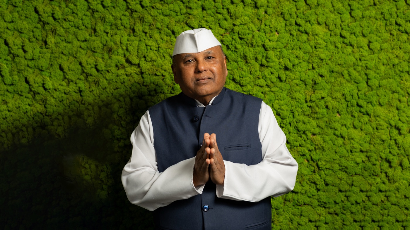 Dr. Satish Prakash